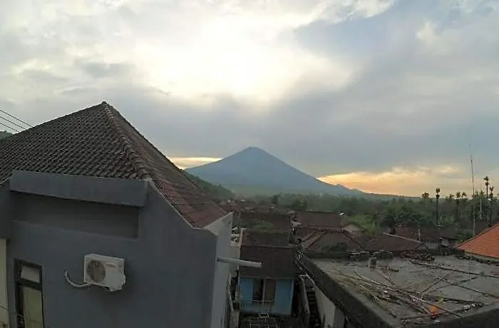 Local Amed 5* Purwakerti